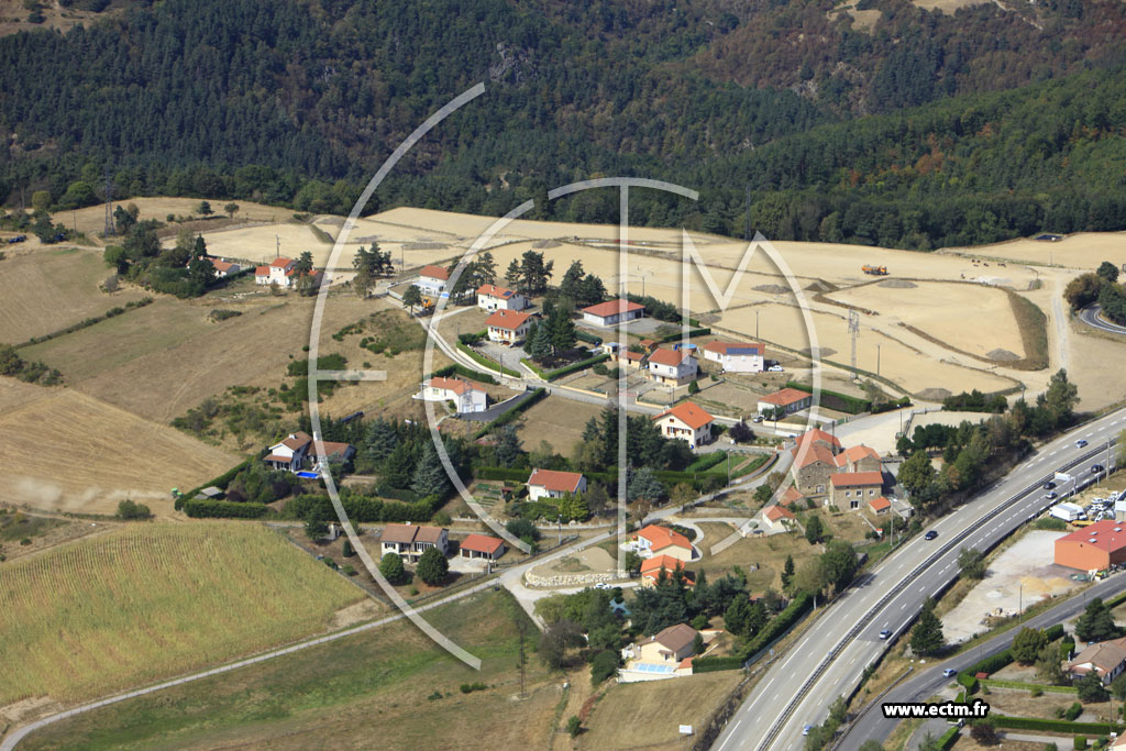 Photo arienne de Saint-Ferrol-d'Auroure (Drevet)
