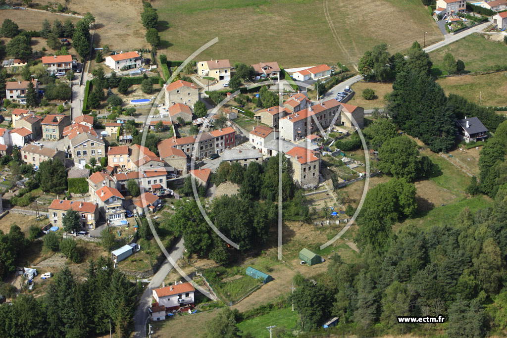 Photo arienne de Saint-Just-Malmont (La Chamarche)