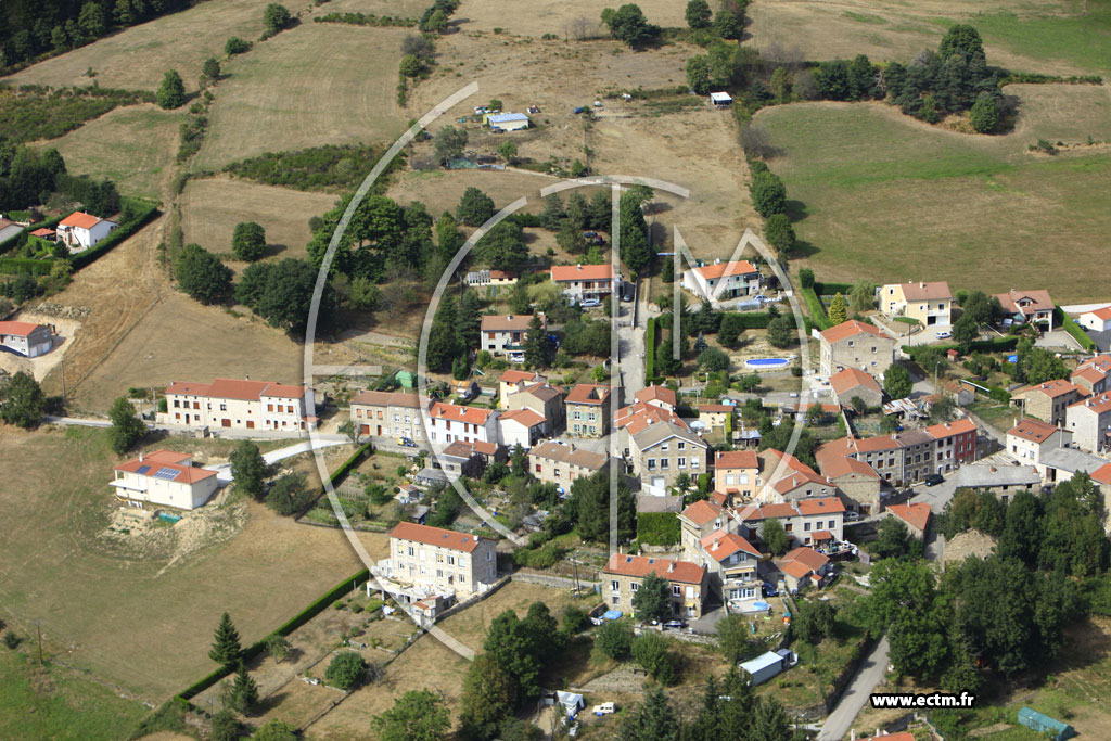 Photo arienne de Saint-Just-Malmont (La Chamarche)