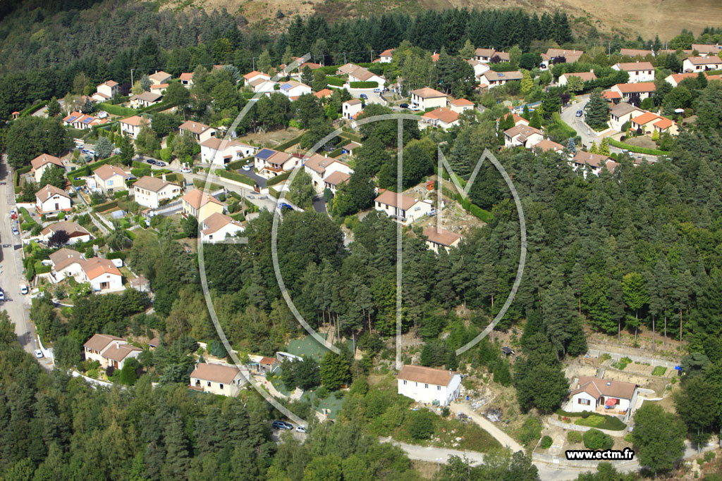 Photo arienne de Saint-Just-Malmont (Le Sarret)