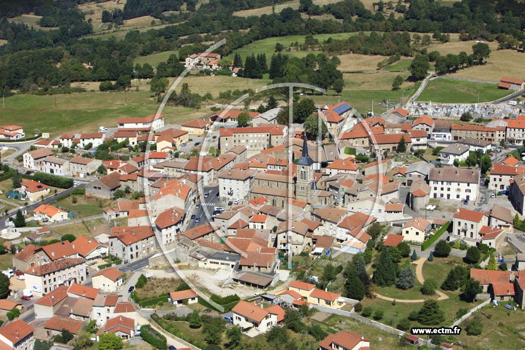 Photo arienne de Saint-Maurice-en-Gourgois