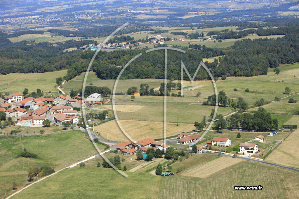 Photo arienne de Saint-Maurice-en-Gourgois (Le Theil)