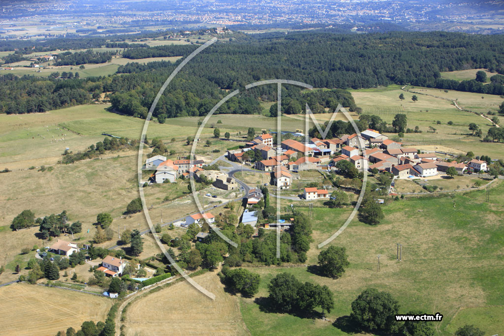 Photo arienne de Saint-Maurice-en-Gourgois (Le Theil)