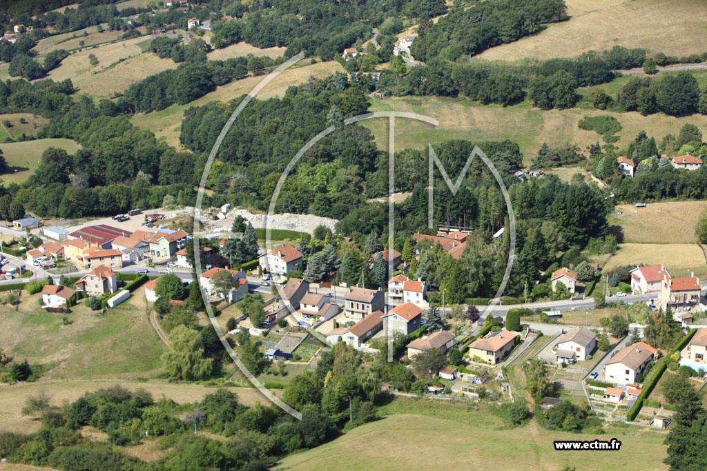 Photo arienne de Unieux (La croix de marlet)