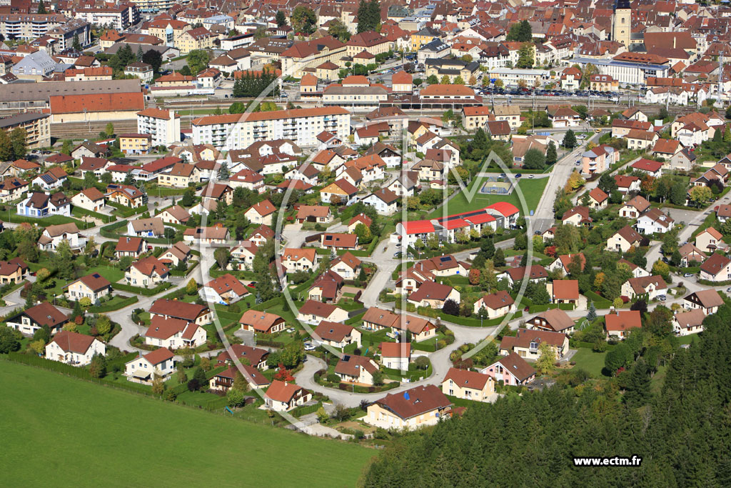 Photo arienne de Pontarlier (Faubourg Saint Claude)