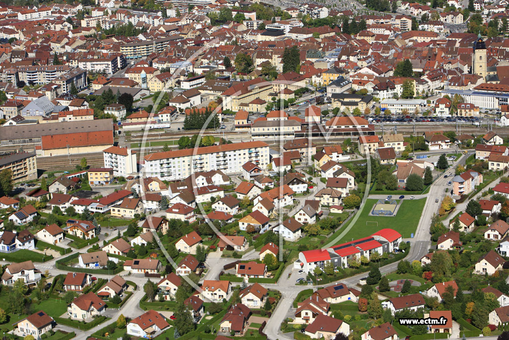Photo arienne de Pontarlier (Faubourg Saint Claude)