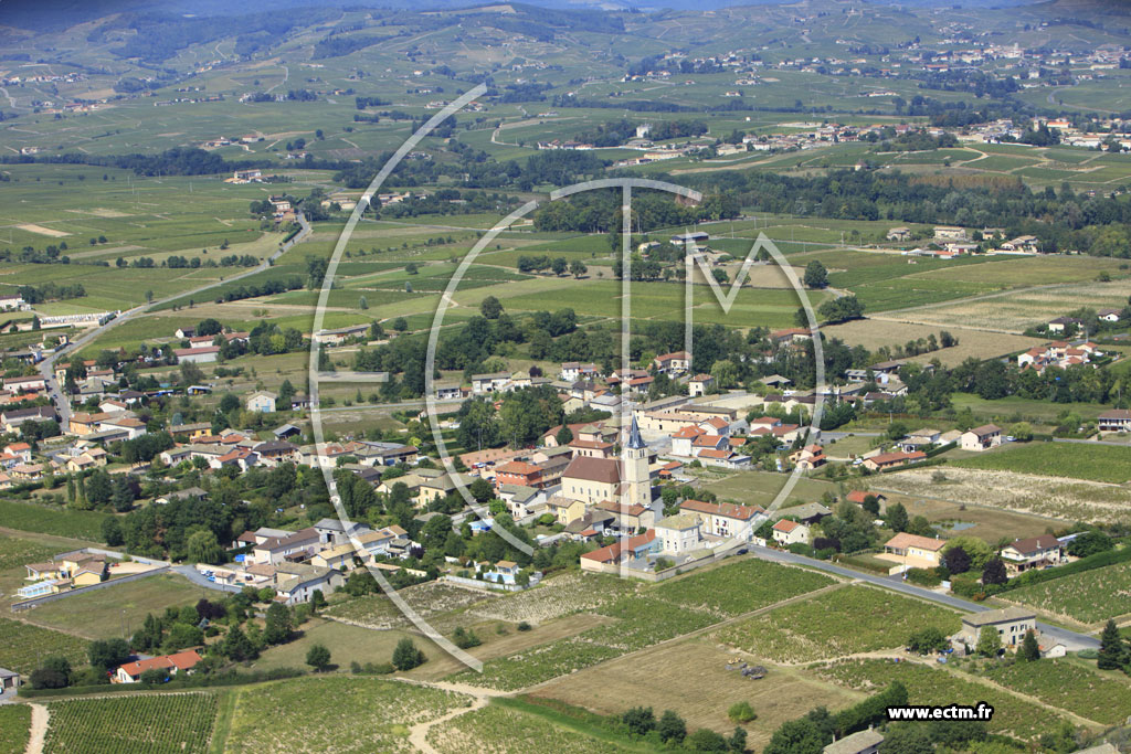 Photo arienne de Corcelles-en-Beaujolais