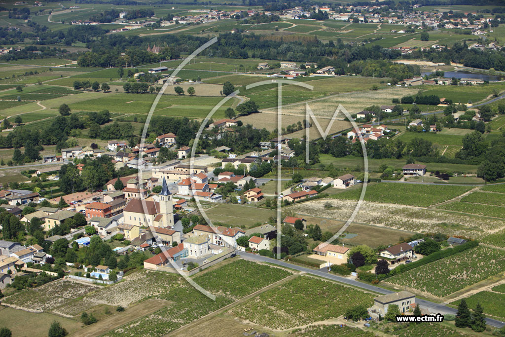 Photo arienne de Corcelles-en-Beaujolais