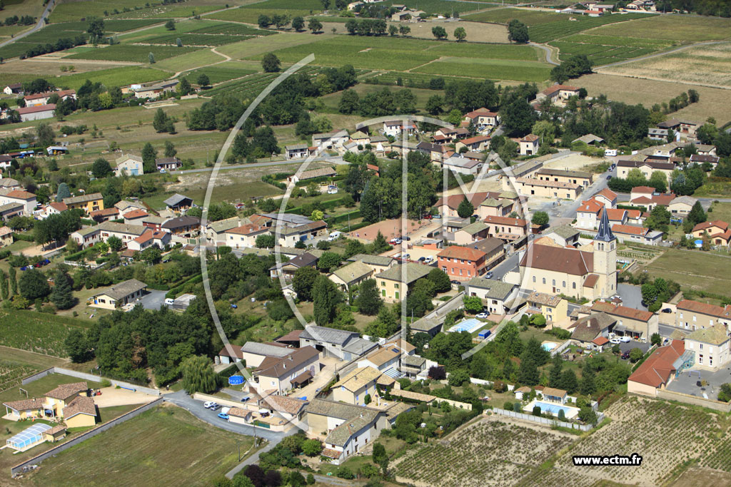 Photo arienne de Corcelles-en-Beaujolais