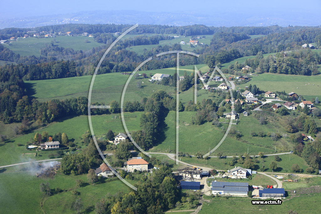 Photo arienne de Aviernoz (Chemin du Chteau)