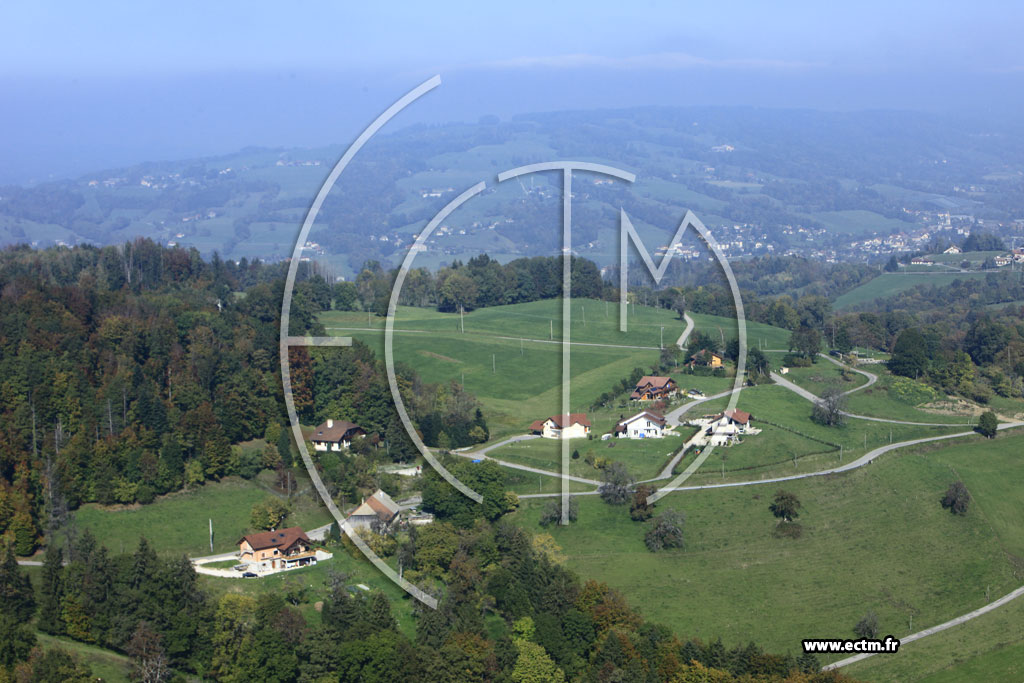 Photo arienne de Aviernoz (Route des Ctes en Haut)