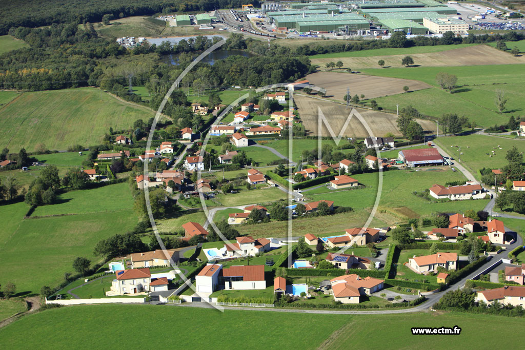 Photo arienne de Saint-Bonnet-les-Oules (La Bergeat)