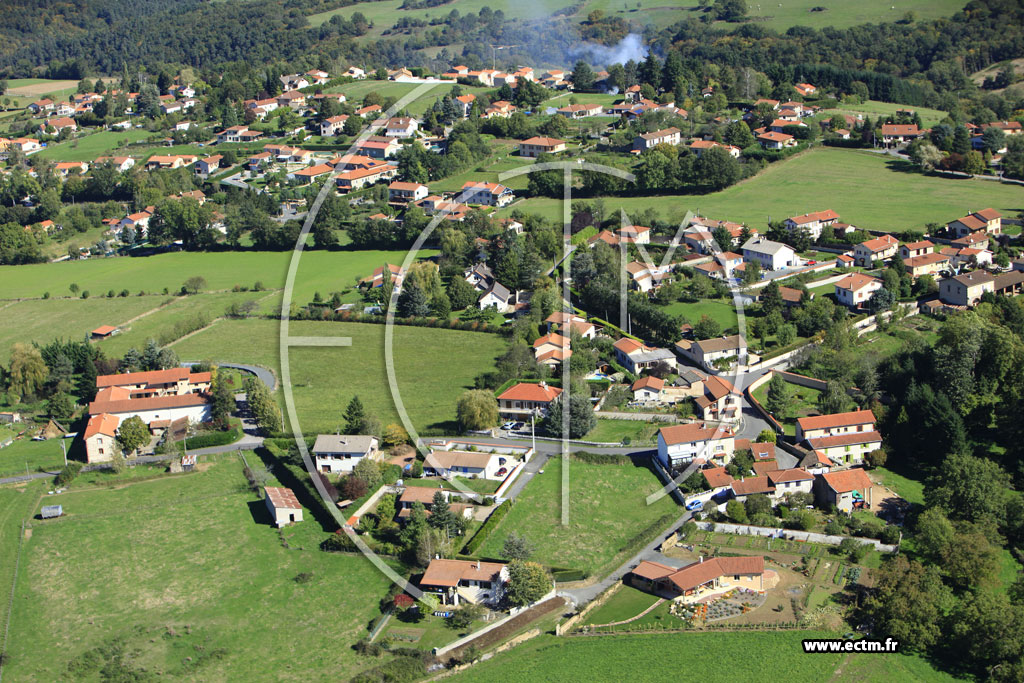 Photo arienne de Saint-Mdard-en-Forez