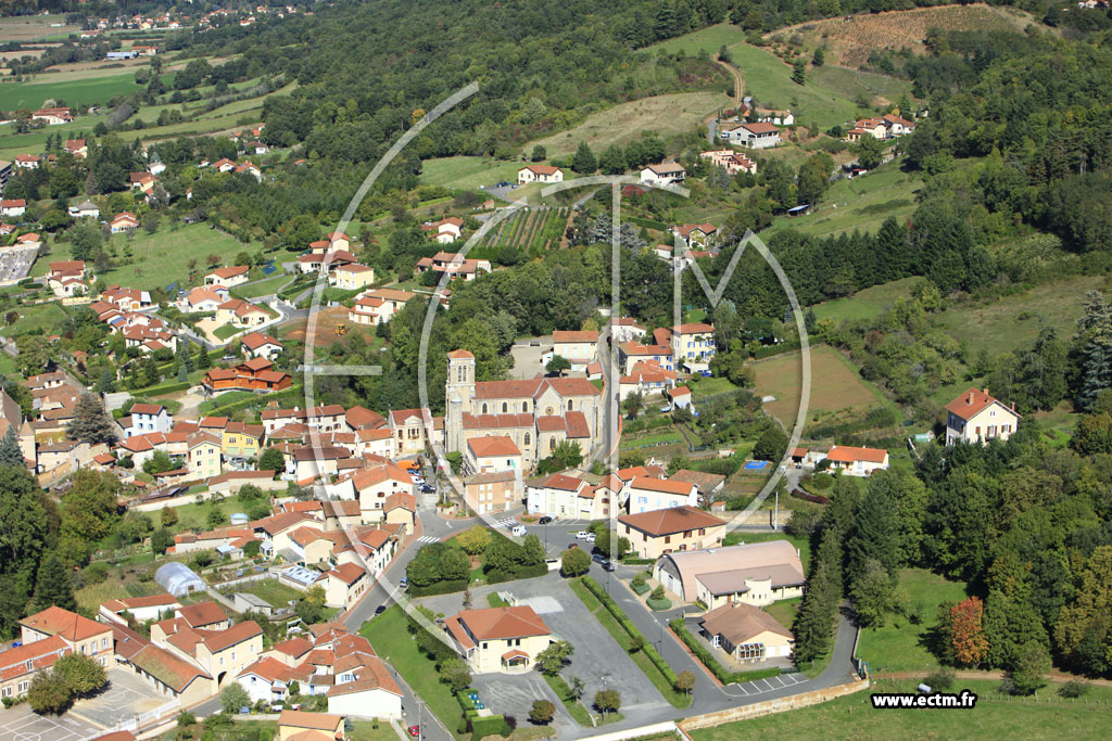 Photo arienne de Bellegarde-en-Forez