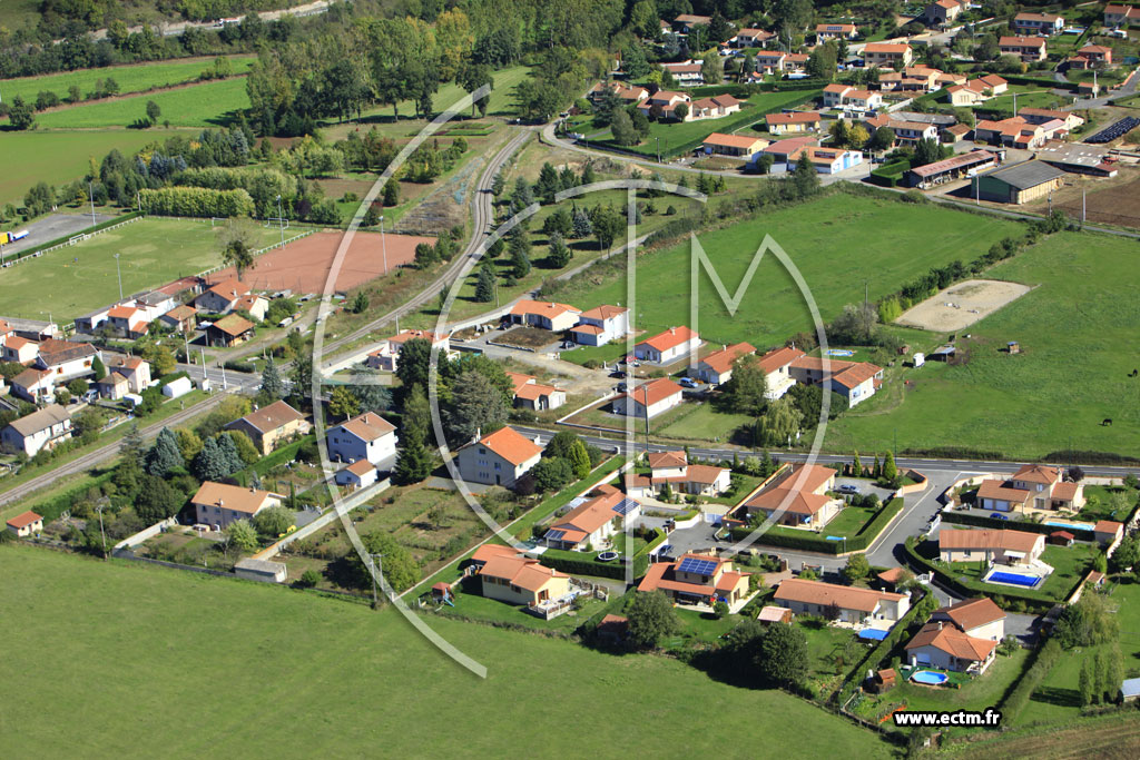 Photo arienne de Bellegarde-en-Forez (Les Farges)