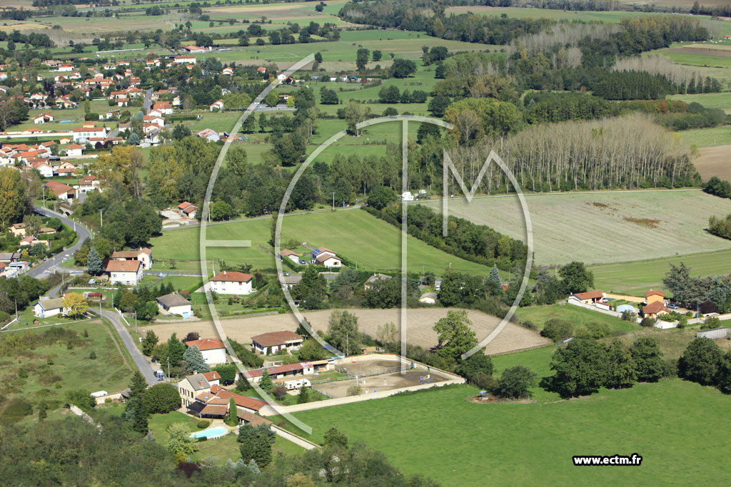 Photo arienne de Boisset-ls-Montrond