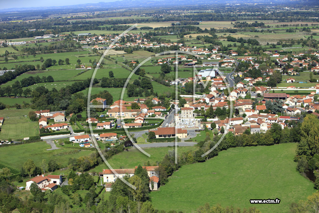 Photo arienne de Boisset-ls-Montrond