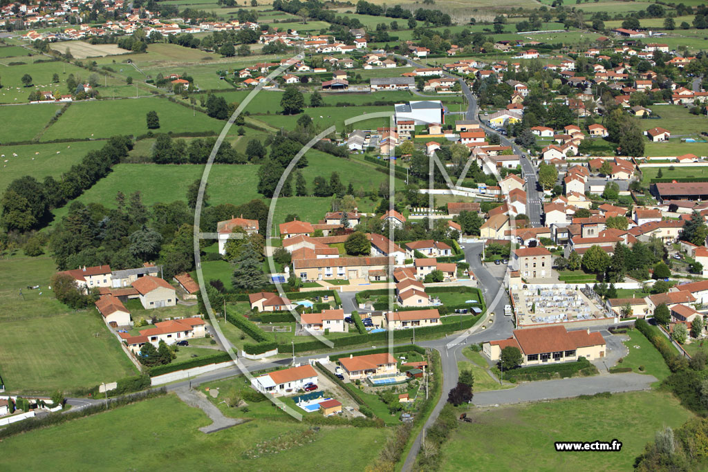 Photo arienne de Boisset-ls-Montrond