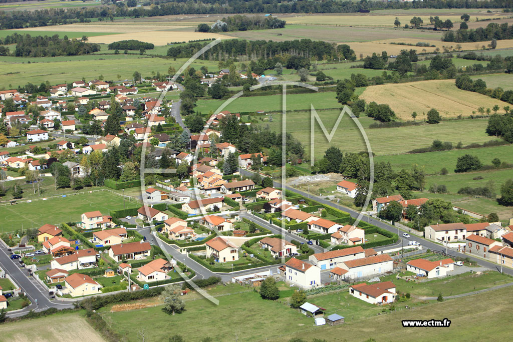Photo arienne de Boisset-ls-Montrond (Crizet)