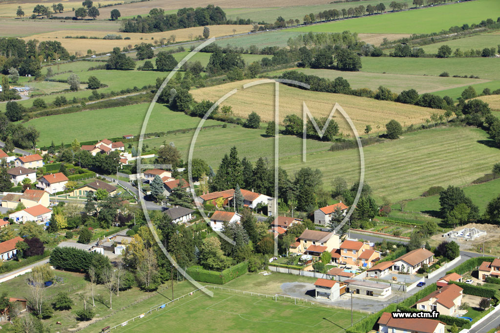 Photo arienne de Boisset-ls-Montrond (Crizet)