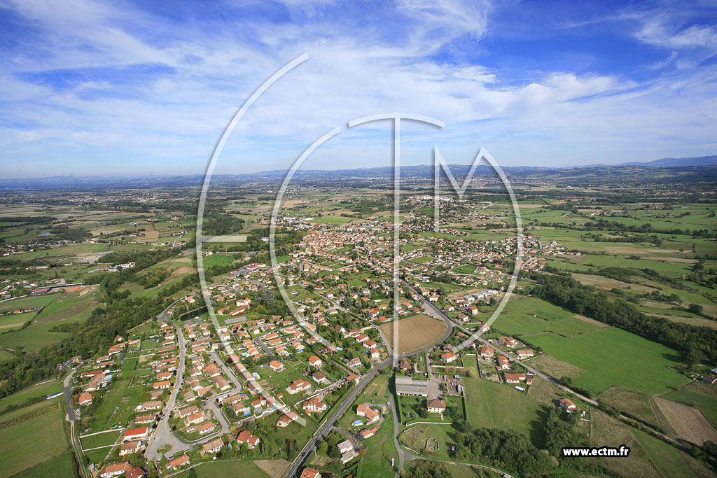Photo arienne de Saint-Marcellin-en-Forez