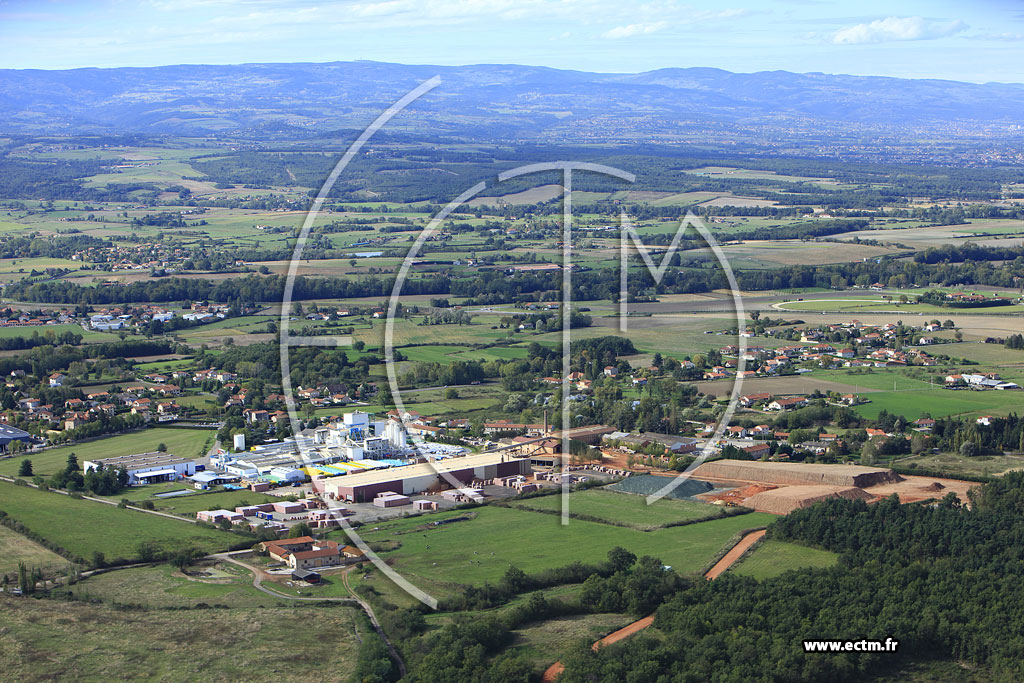 Photo arienne de Saint-Marcellin-en-Forez