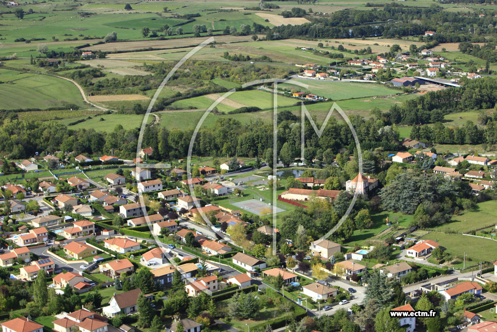 Photo arienne de Saint-Marcellin-en-Forez