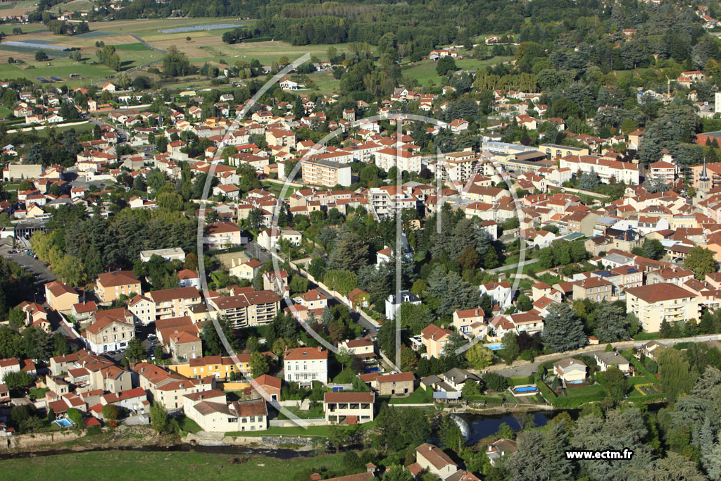 Photo arienne de Andrzieux-Bouthon (Andrzieux)