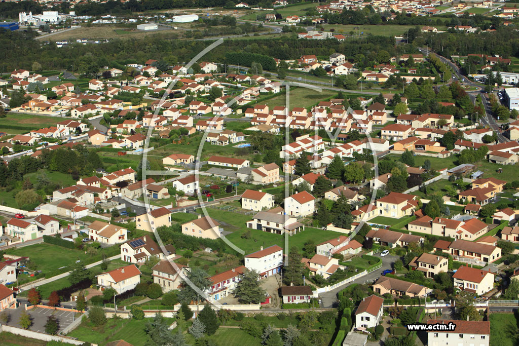 Photo arienne de Andrzieux-Bouthon (Bouthon)