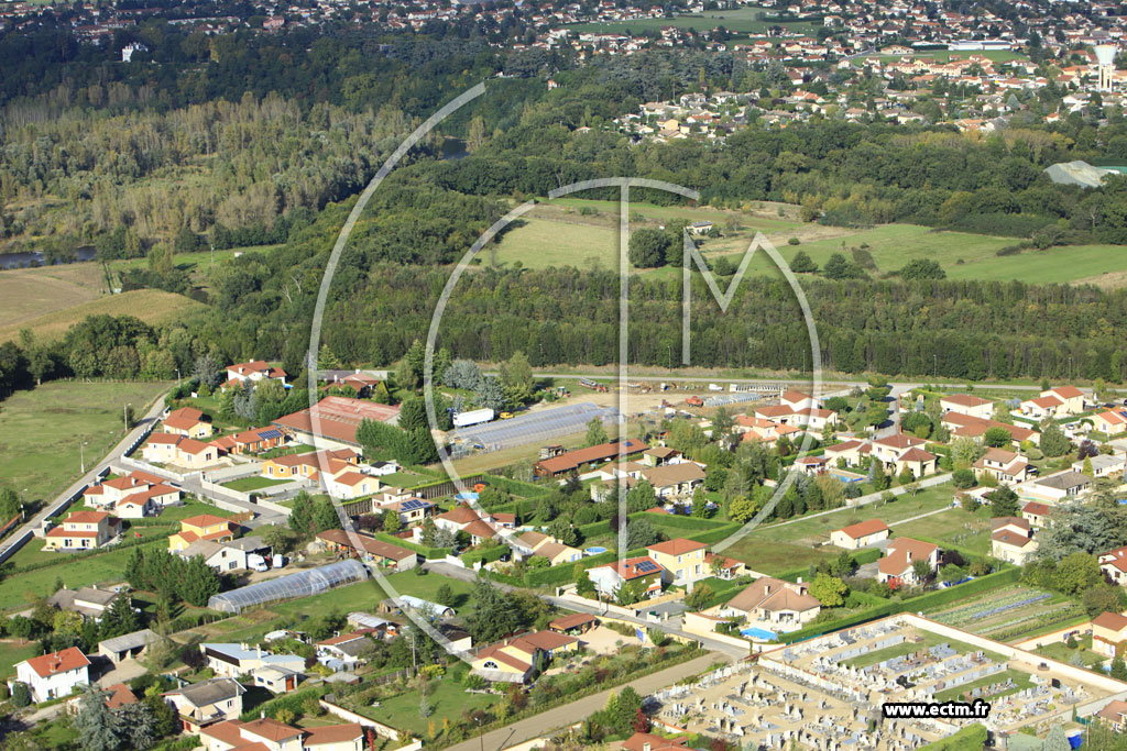 Photo arienne de Andrzieux-Bouthon (Bouthon)
