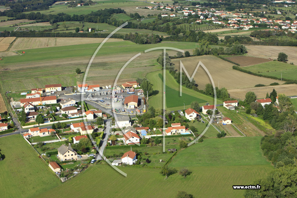 Photo arienne de Saint-Georges-Haute-Ville (La Pra)