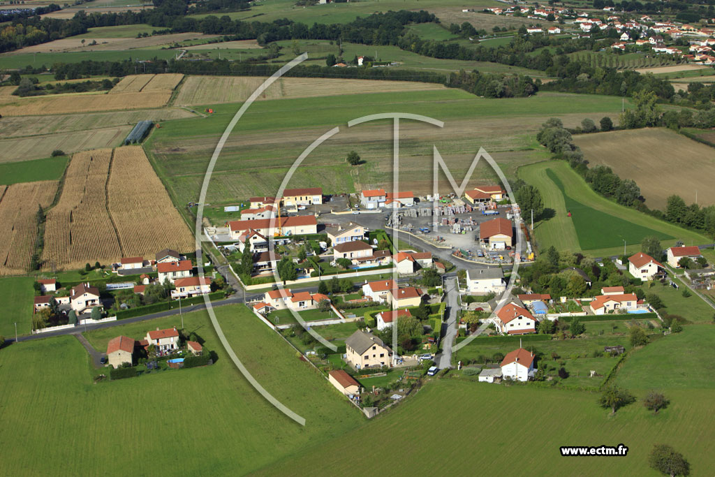 Photo arienne de Saint-Georges-Haute-Ville (La Pra)