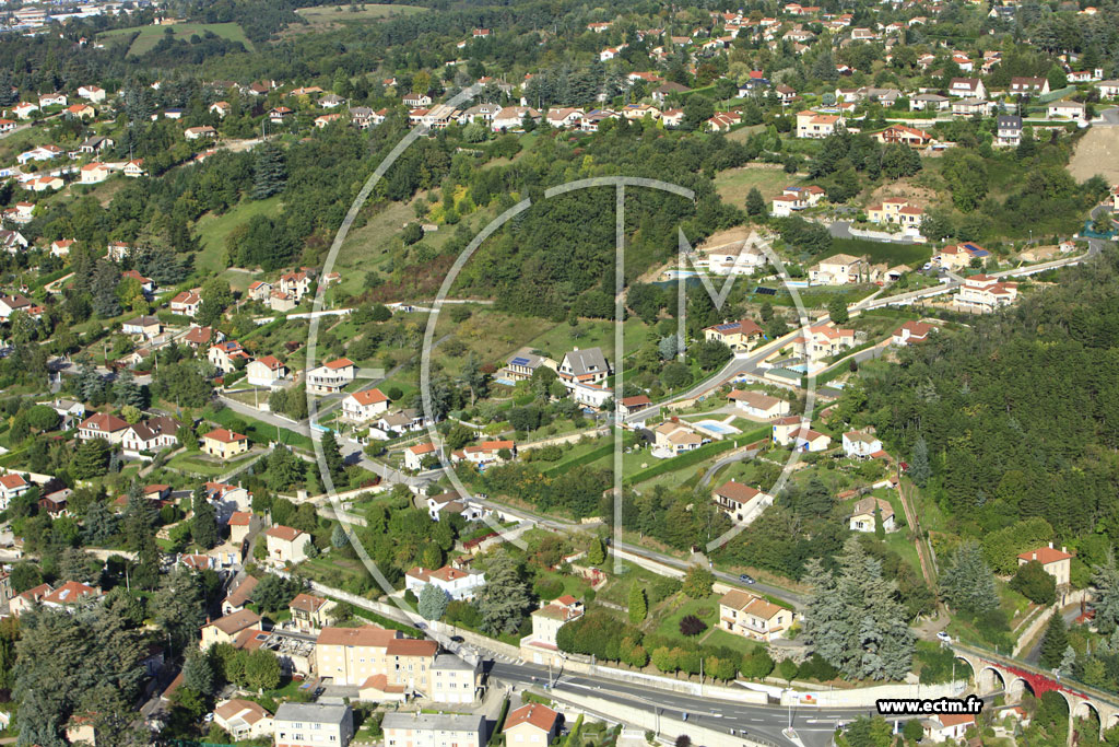 Photo arienne de Saint-Just-Saint-Rambert (Le Vieux Saint Just)