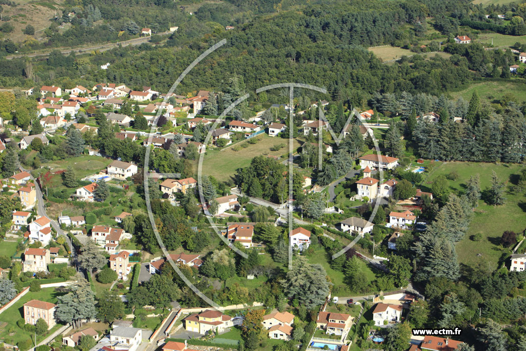 Photo arienne de Saint-Just-Saint-Rambert (Monte des Cottages)