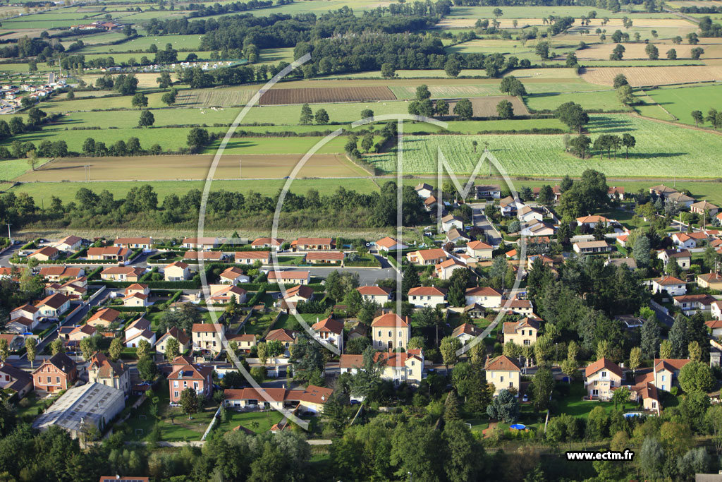 Photo arienne de Montrond-les-Bains (Avenue de la Gare)