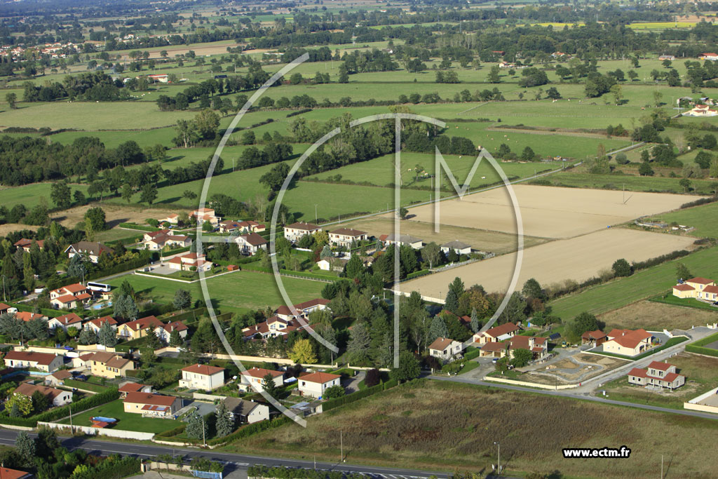 Photo arienne de Montrond-les-Bains (Meylieu)