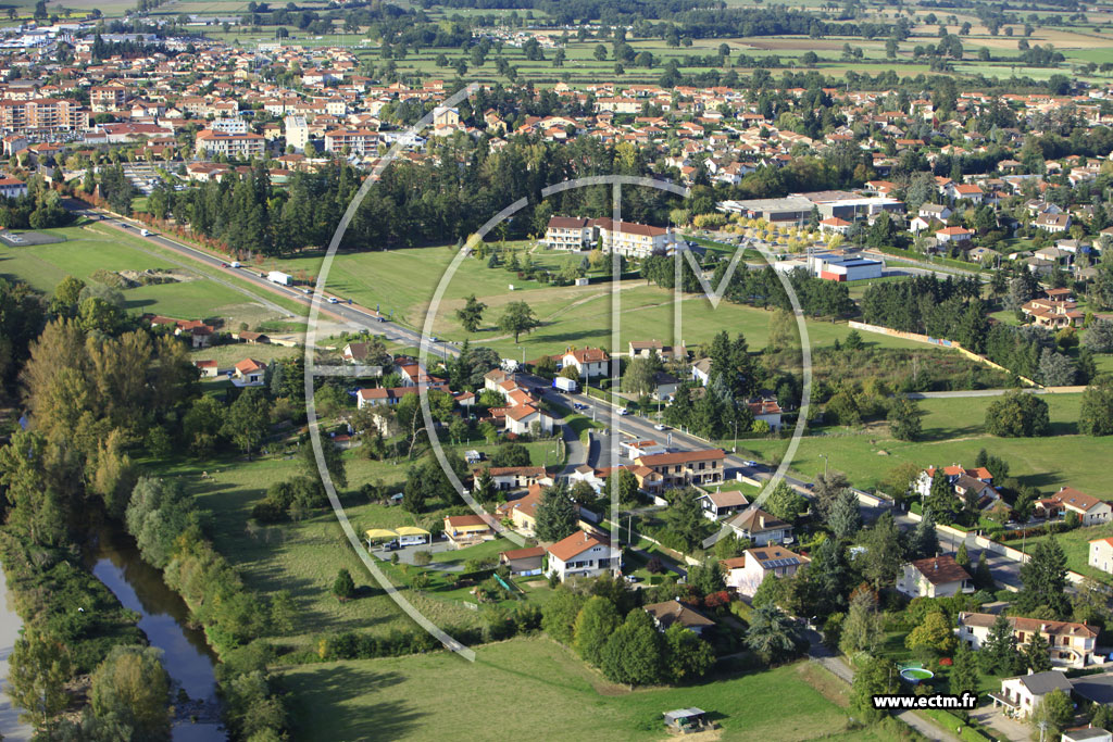 Photo arienne de Montrond-les-Bains (Route de Saint-Etienne)