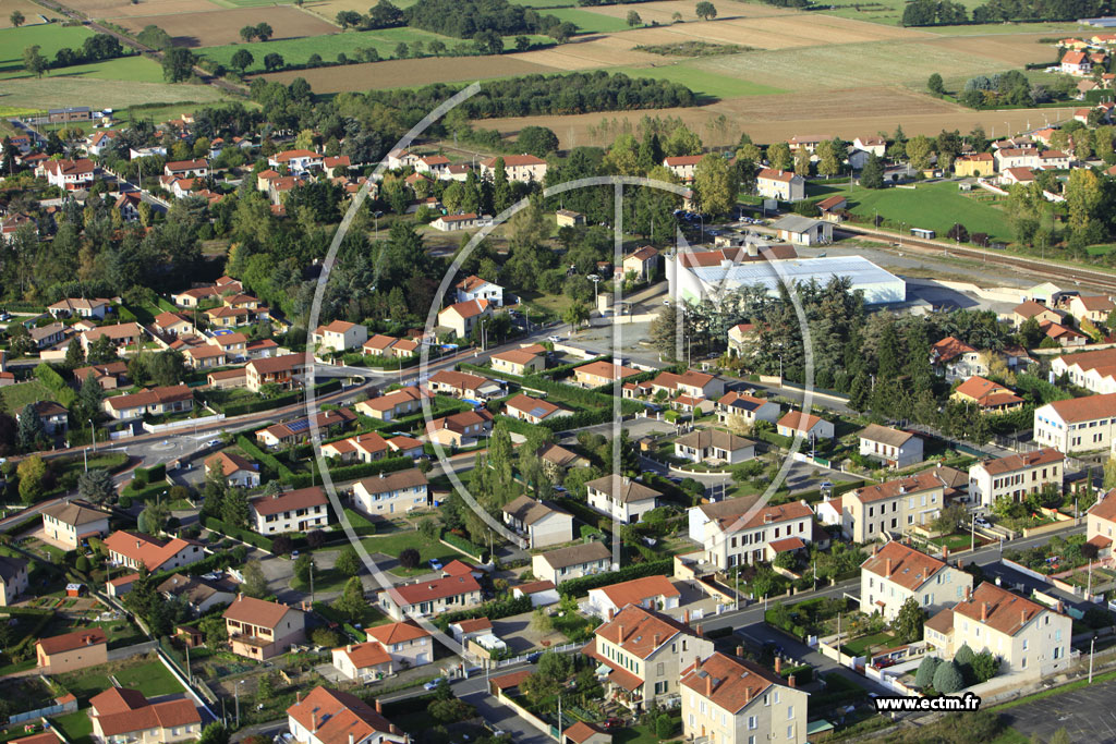 Photo arienne de Montrond-les-Bains (Rue des Acacias)