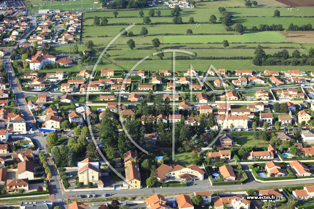 Photo arienne de Montrond-les-Bains (Rue Pierre Frnat)