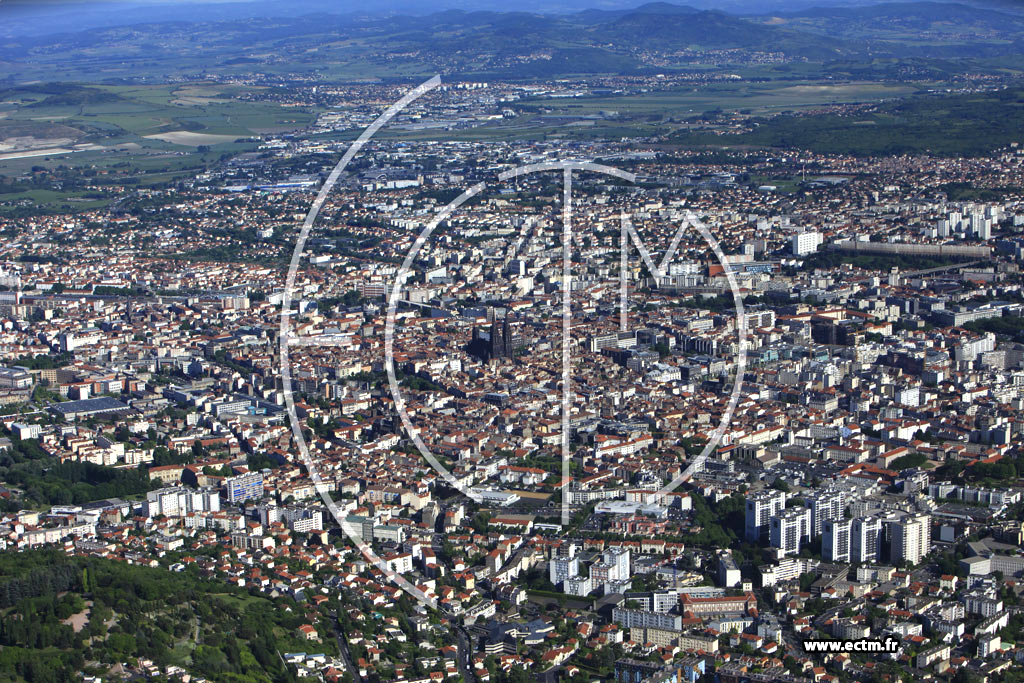 Photo arienne de Clermont-Ferrand