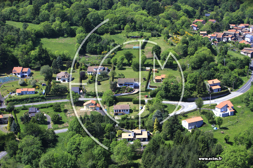 Photo arienne de Orcines (Ternant)