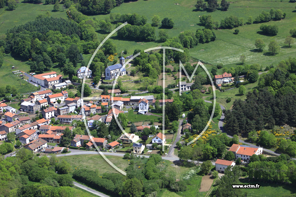 Photo arienne de Saint-Gens-Champanelle (Beaune)