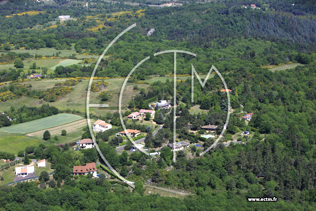 Photo arienne de Saint-Gens-Champanelle (Berzet)