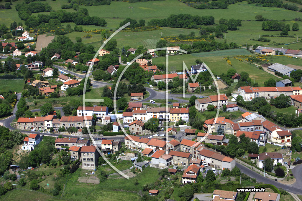 Photo arienne de Saint-Gens-Champanelle (Berzet)