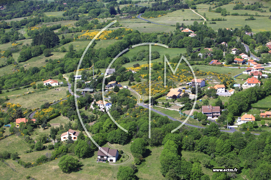 Photo arienne de Saint-Gens-Champanelle (Berzet)