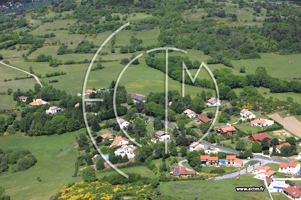Photo arienne de Saint-Gens-Champanelle (Berzet)