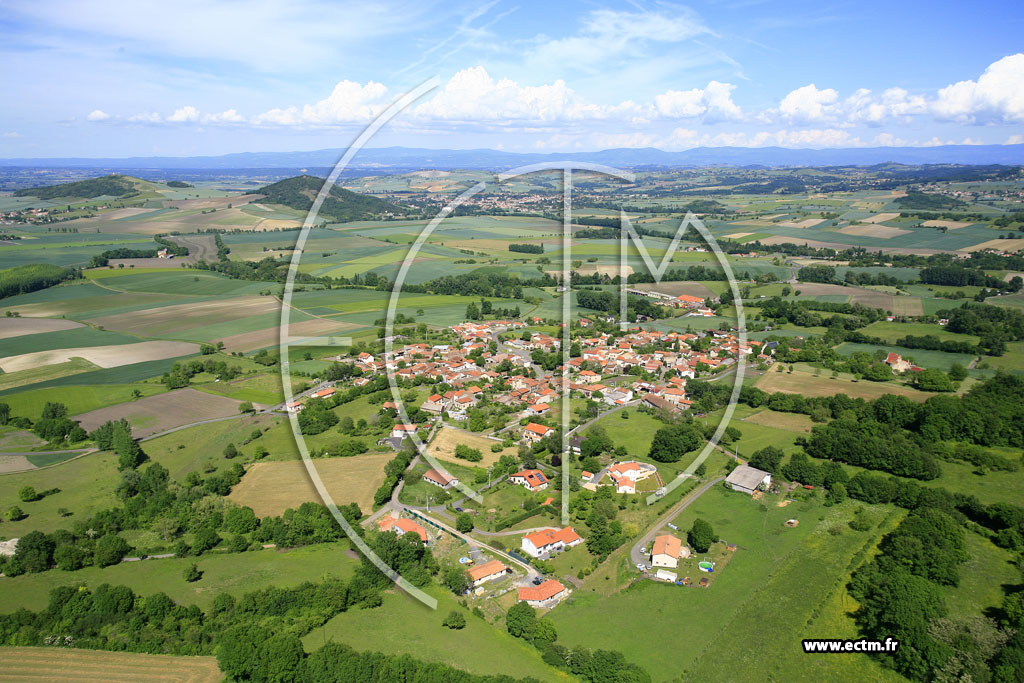 Photo arienne de Saint-Julien-de-Coppel (Contournat)