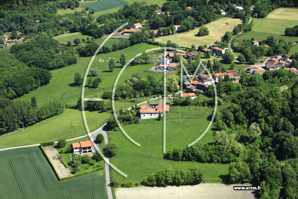 Photo arienne de Saint-Julien-de-Coppel (Pointilloux)