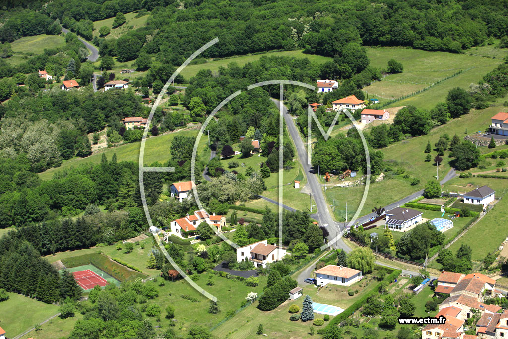 Photo arienne de Yronde-et-Buron (Fontcrpon)