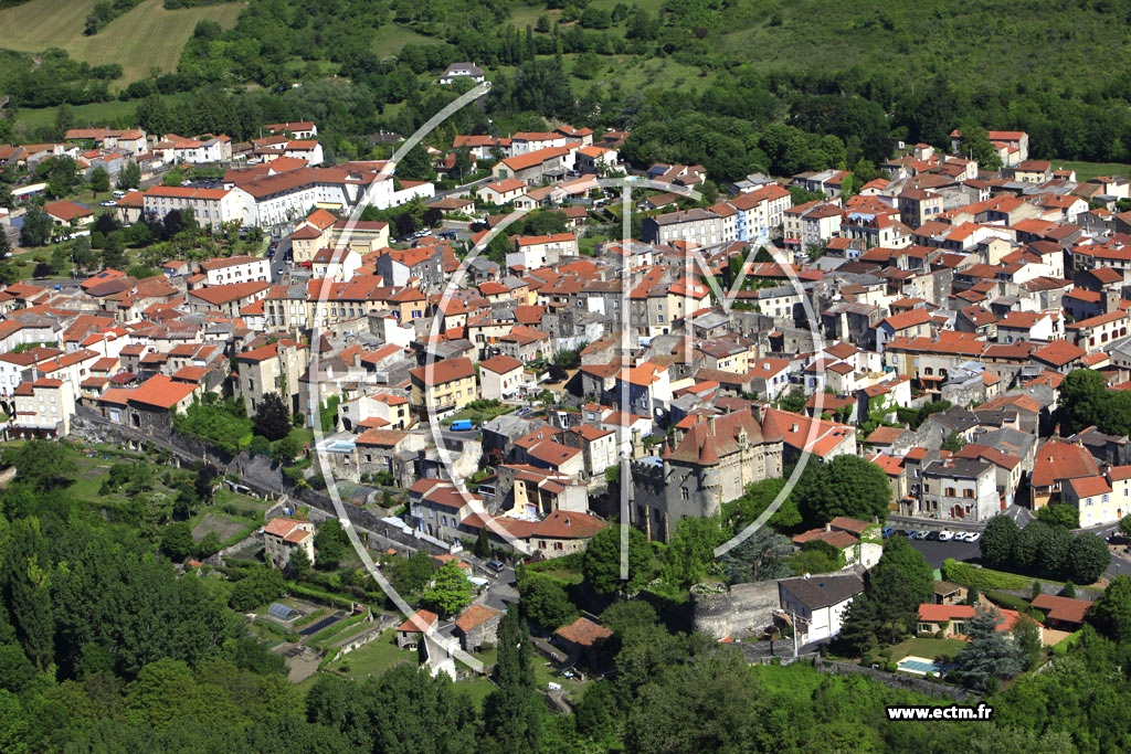 Photo arienne de Saint-Amant-Tallende